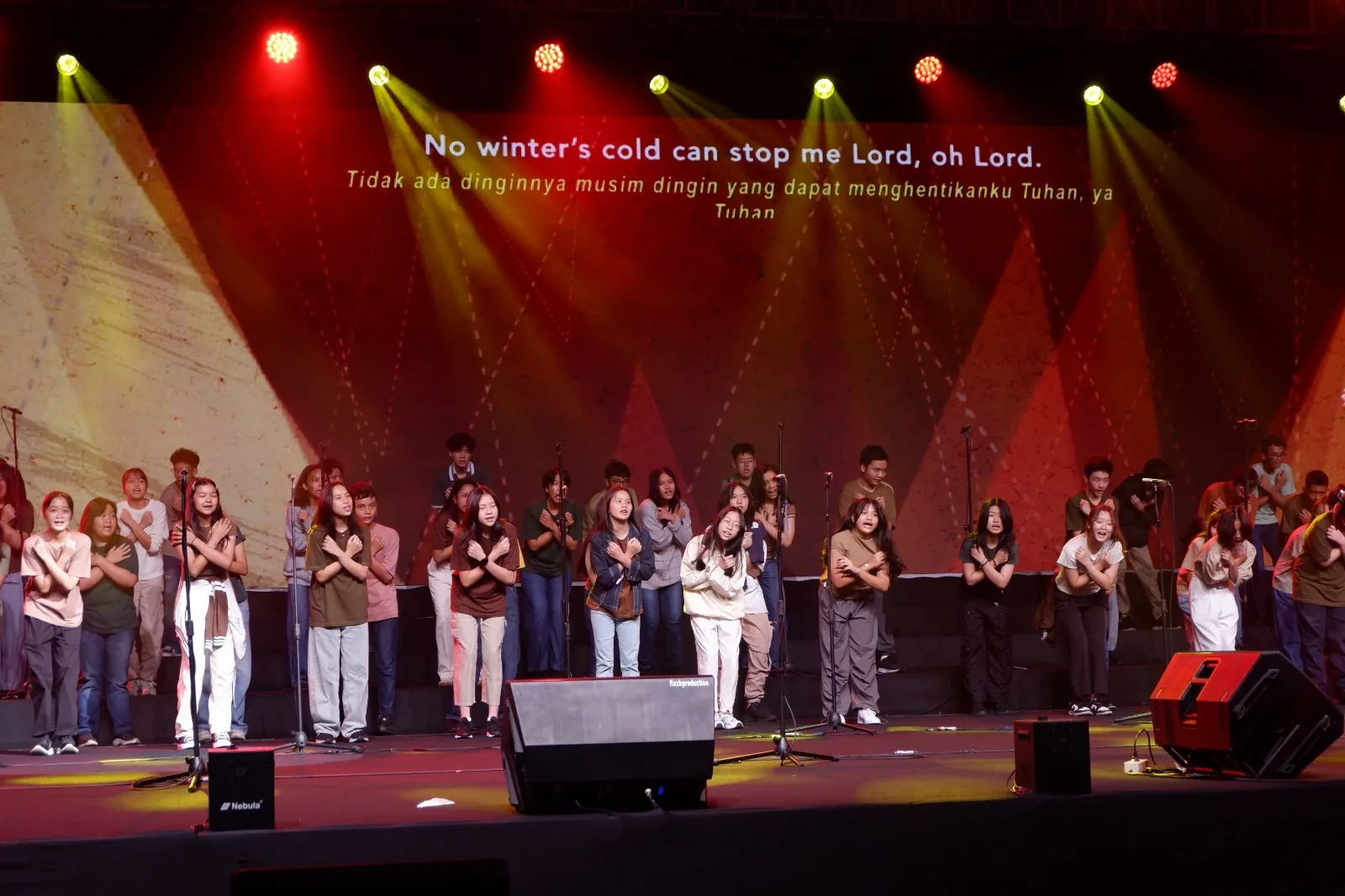“Journey of Grace” served a musical drama and a child’s choir full of meaning in Sleman City Hall