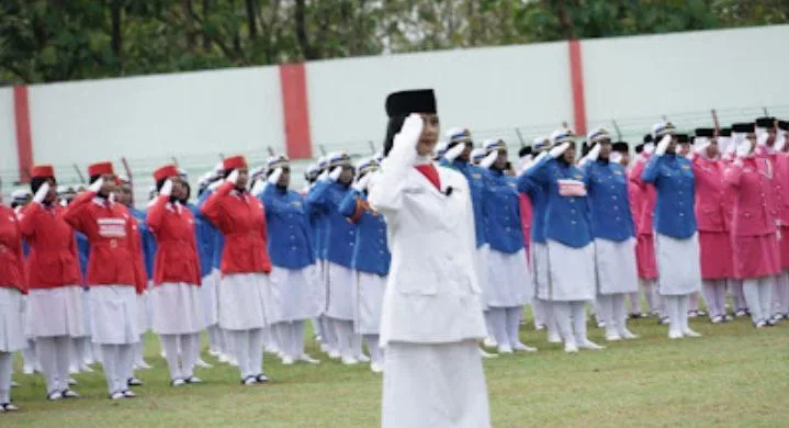 Naskah Singkat Jelas & Mudah Dihafal